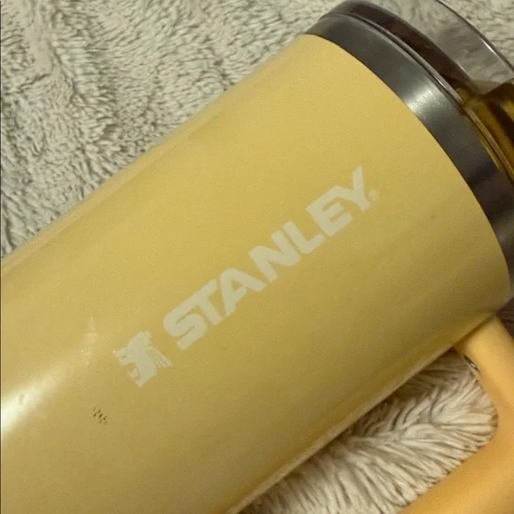 Stanley 40oz Quencher ProTour Flip Straw Tumbler - Picture 3 of 9